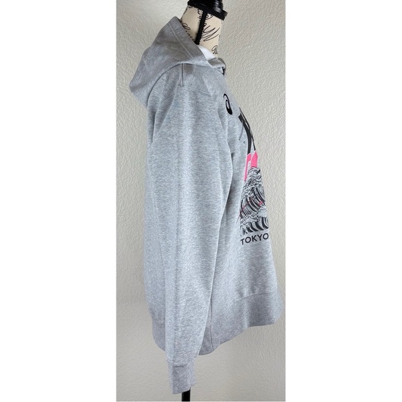 ASICS Tokyo Marathon 2024 NWT Souvenir Hoodie Grey/Pink Unisex , size Medium - Picture 4 of 11
